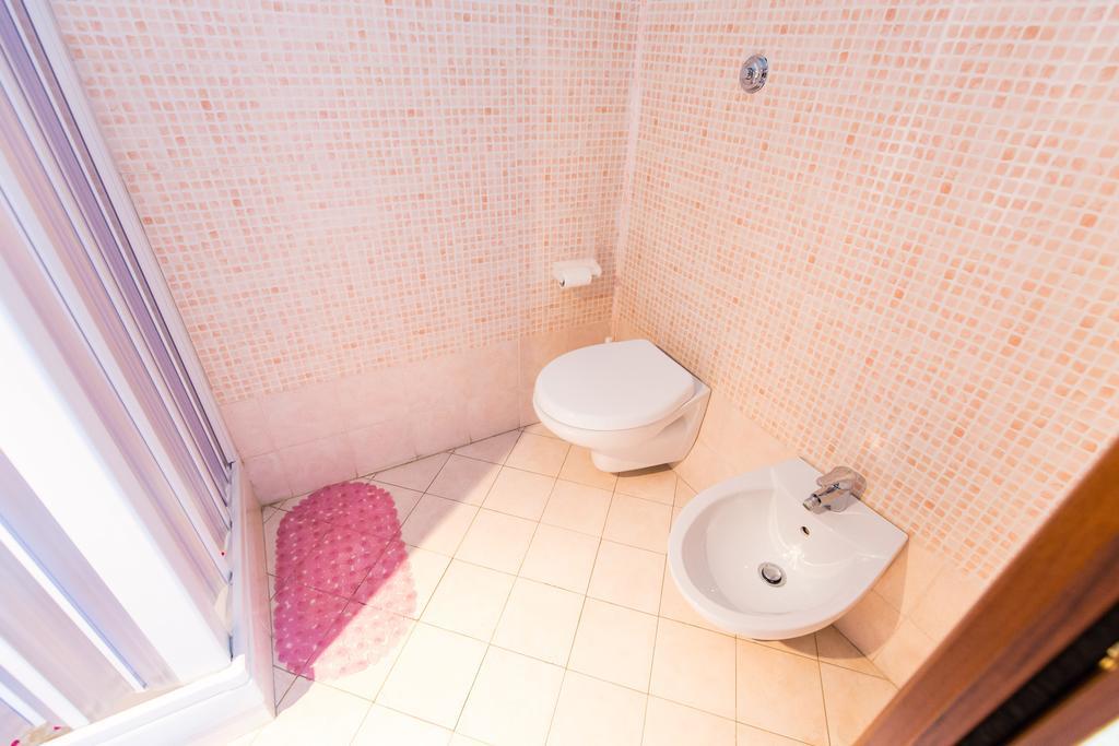 B&B Room 116 Napoli Ngoại thất bức ảnh
